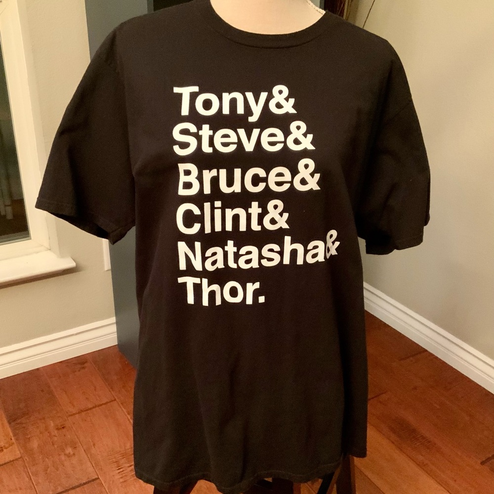 Avengers Ultron first name t-shirt XL